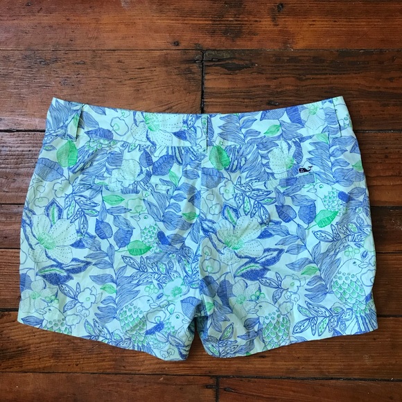 Vineyard Vines bird printed shorts 4 - Picture 3 of 3